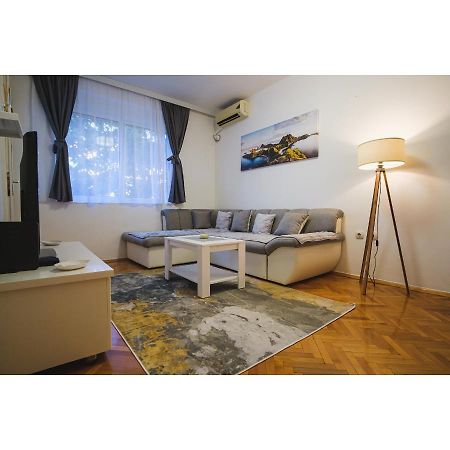 Apartment Flex 7 Podgorica Kültér fotó